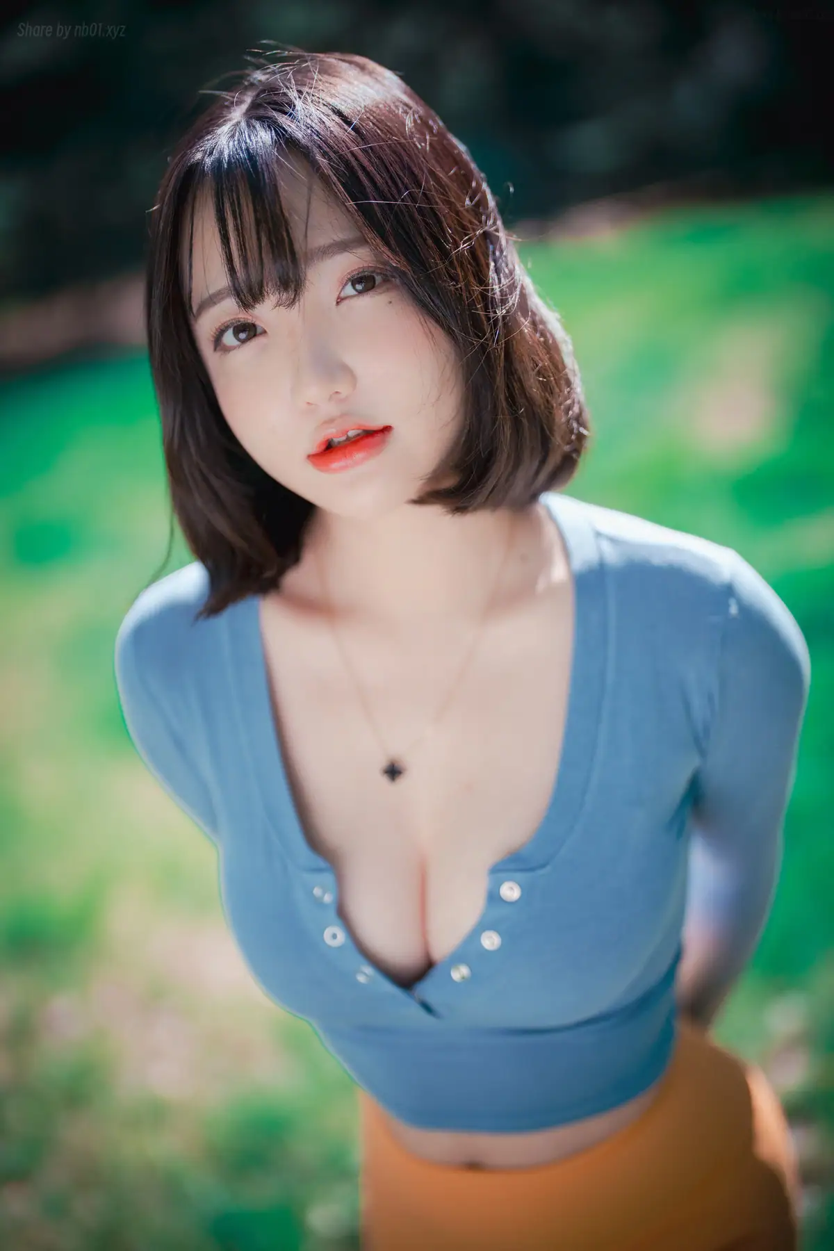 DJAWA Photo - Son Ye-Eun (손예은) Naughty Trekking(287P_2.1G) - Normal_nb01