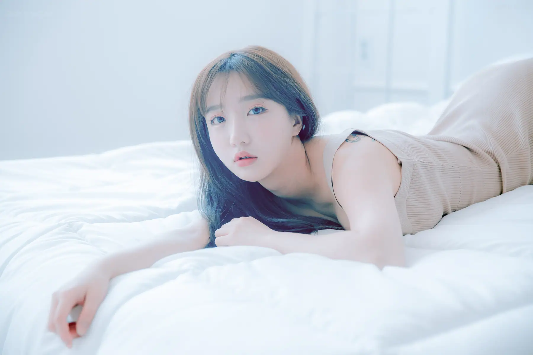 JOA - Son Ye-Eun (손예은) 20.APR Vol.1(89P_227.7M) - JOA - Son Ye-Eun (손예은) 20