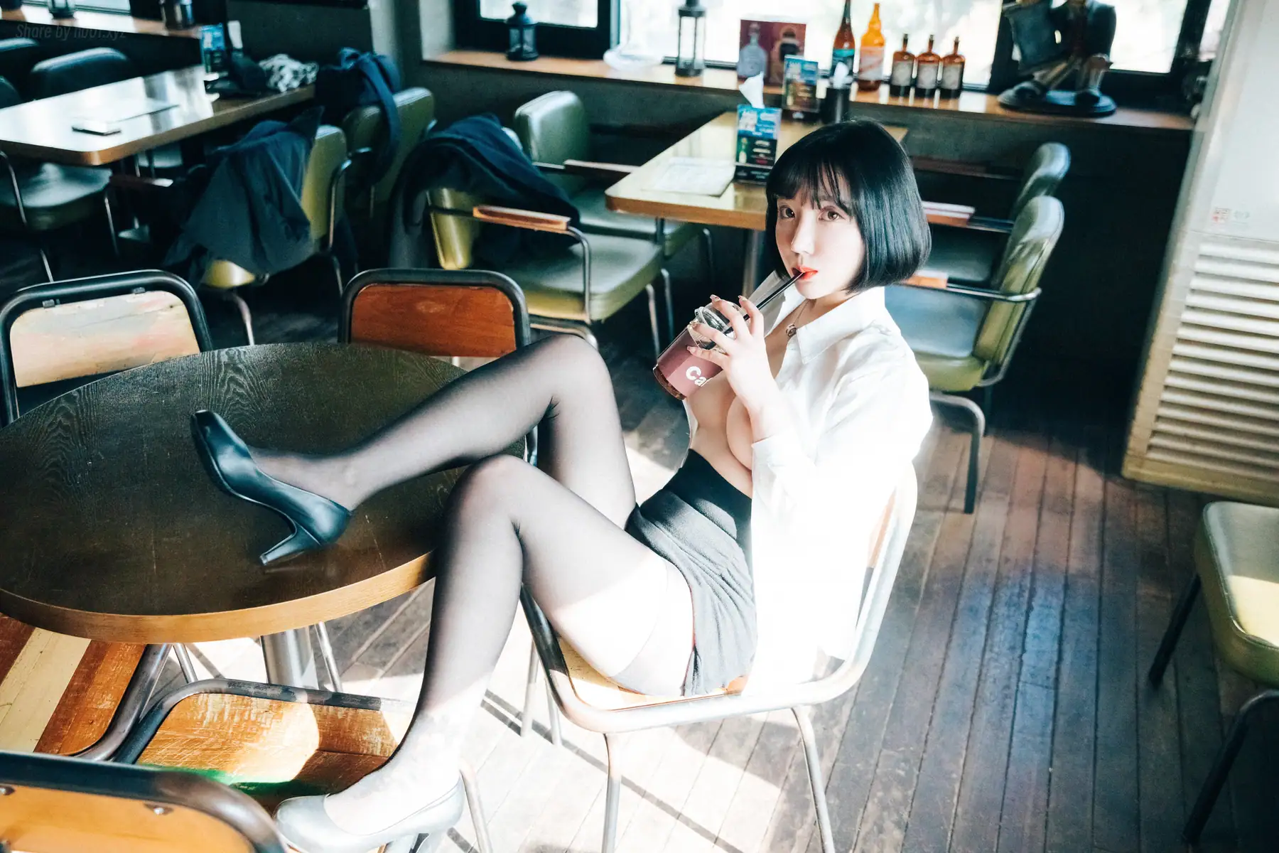 [Loozy]Son Ye-Eun (손예은) - Tainted Love Bar FULL(126P_957.8M) - [Loozy]Son Ye-Eun (손예은) - Tainted Love Bar FULL(126P_957