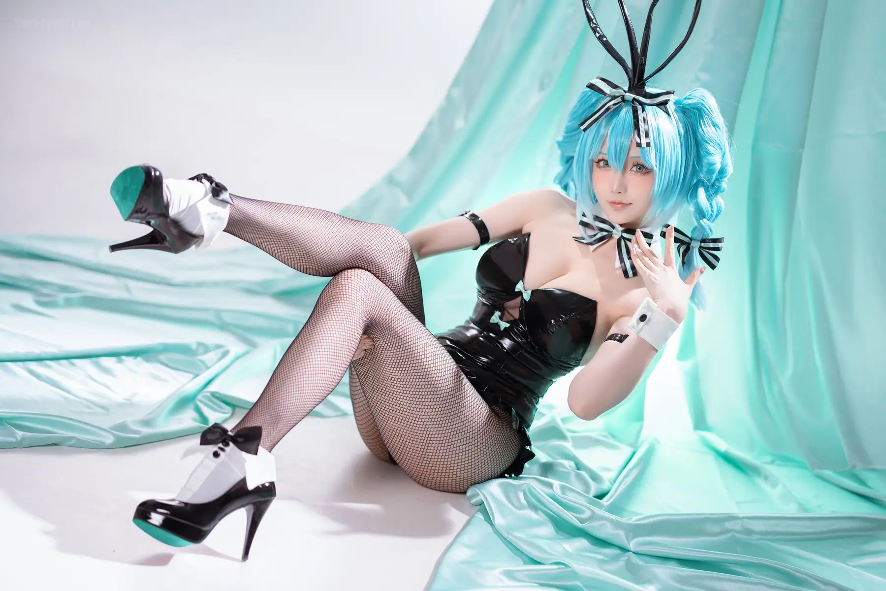 星之迟迟Hoshilily - 初音未来 兔女郎(44P+1V_204.3M) - 星之迟迟Hoshilily - 初音未来 兔女郎(44P+1V_204