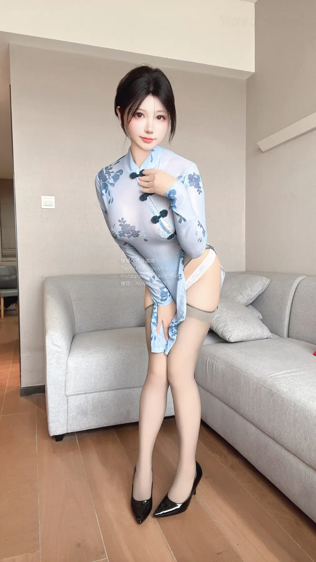 Nyako喵子 - 自撮り31 灰丝旗袍(55P+1V_481.3M) Nyako喵子 - 自撮り31 灰丝旗袍(55P+1V_481.3M)_nb01.xyz_0012 图片4