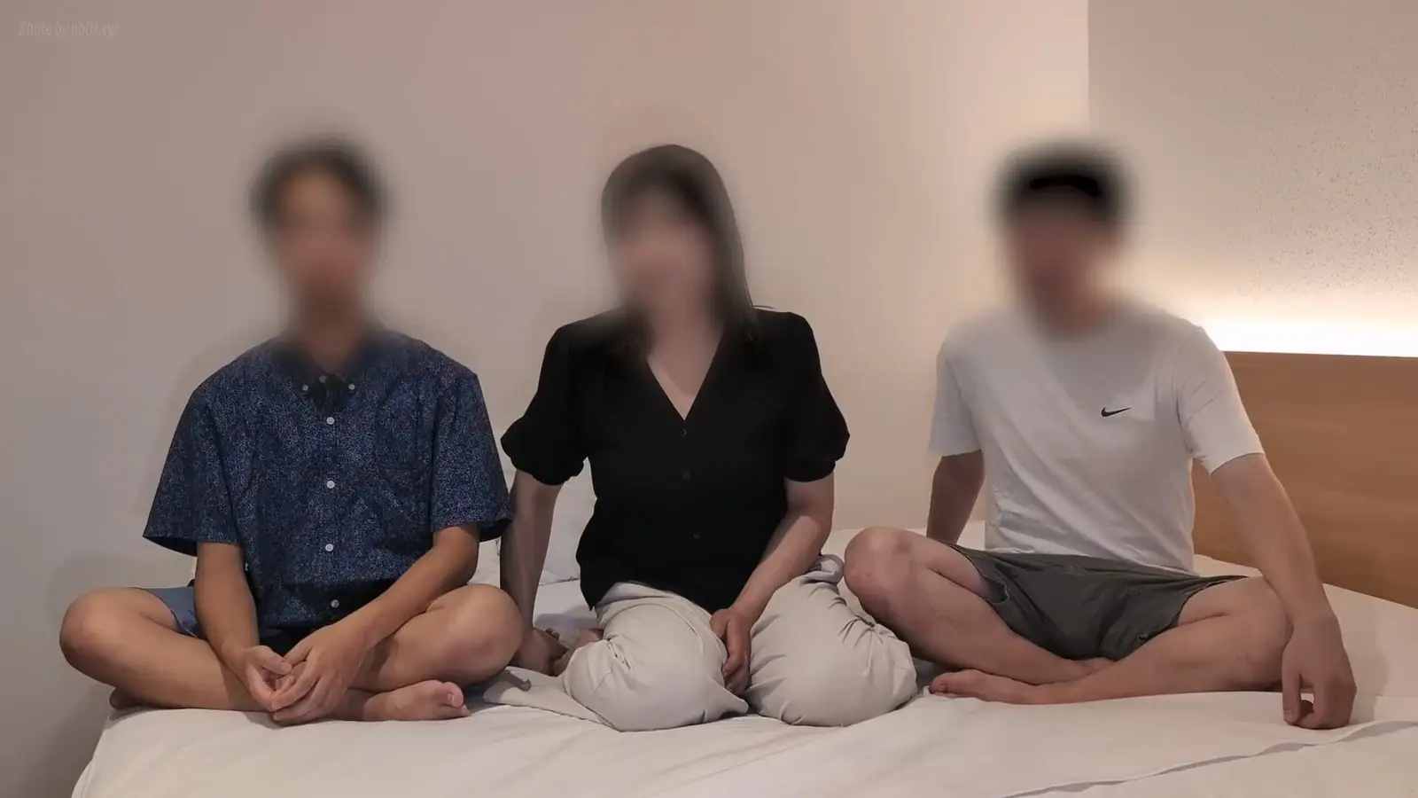 つばさ(@suita_ona_ka) - 旦那の留守中に来た30代人妻さん。旦那さんとは円満らしいけど退屈な日々に嫌気がさし、刺激を求めて僕のところに来ました つばさ(@suita_ona_ka) - 旦那の留守中に来た30代人妻さん。旦那さん...