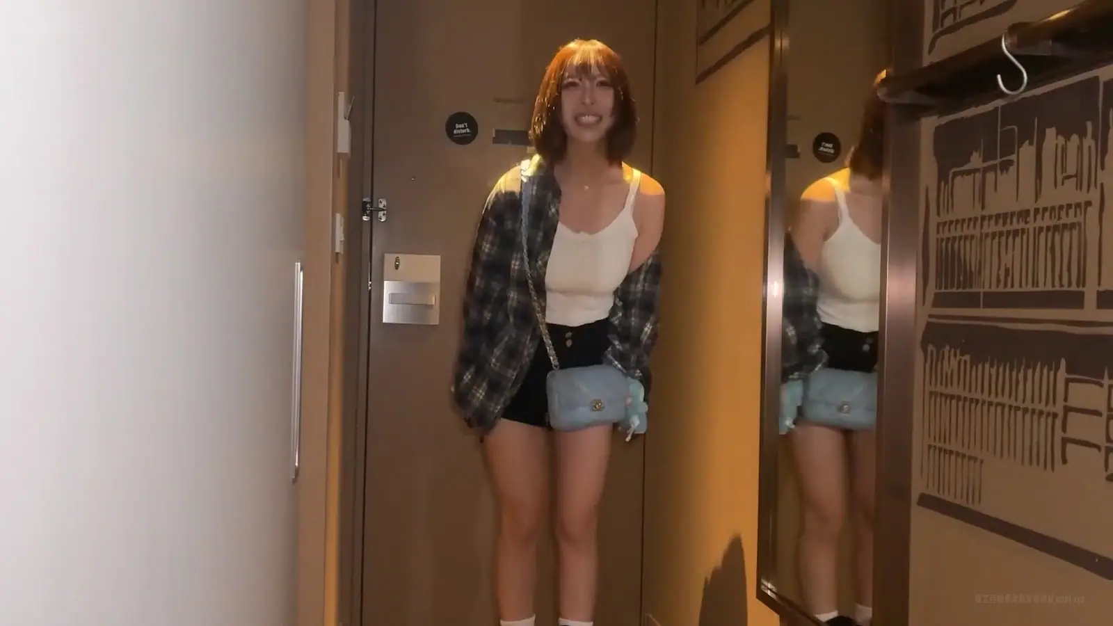 つばさ(@suita_ona_ka) - りおちゃん降臨ザーメン４発 可愛くてノリが良い女の子をホテルに呼びました つばさ(@suita_ona_ka) - りおちゃん降臨ザーメン４発 可愛くてノリが良い女の子をホテルに呼びました_nb01.x...