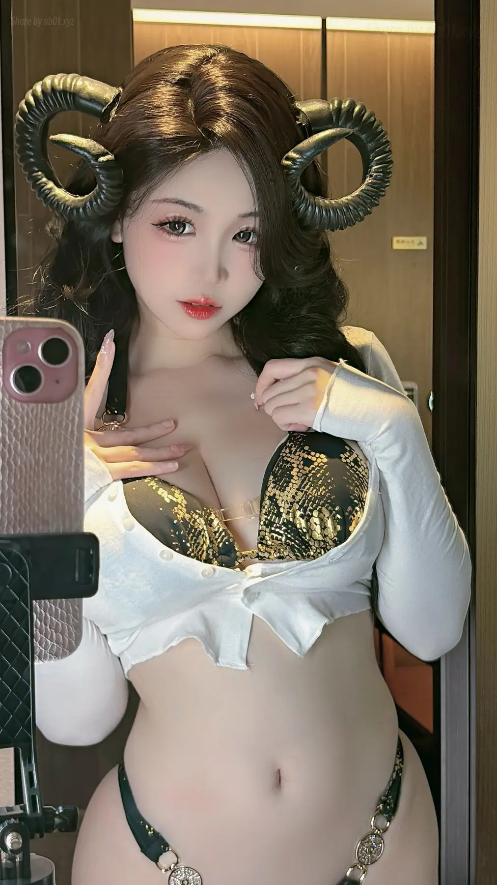 miko酱ww - 泳装2(45P_51.8M) miko酱ww - 泳装2(45P_51.8M)_nb01.xyz_0005 图片2