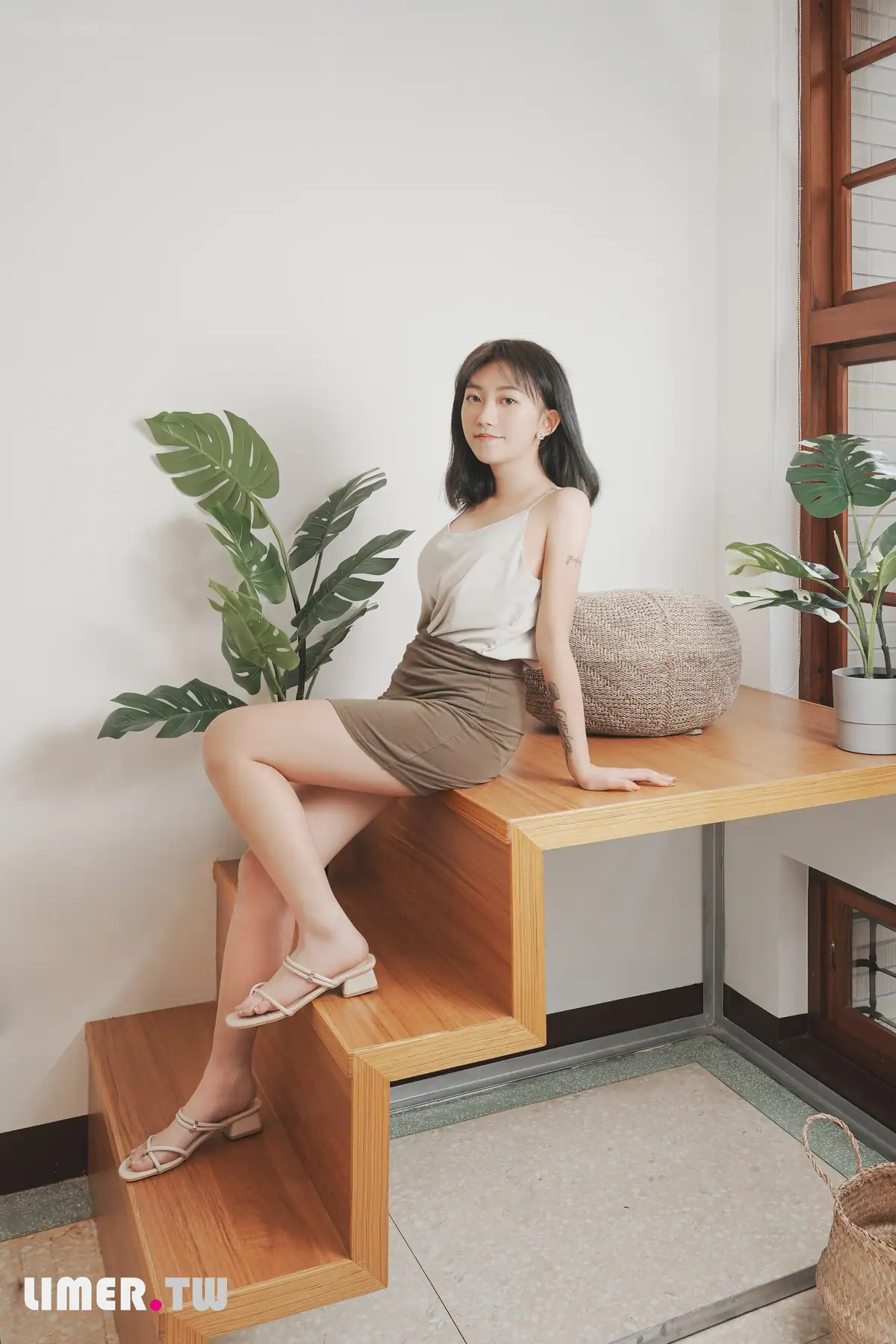 [Limerence原创]No.046 素人Una 凉鞋抹润滑膏(161P_357.4M) [Limerence原创]No.046 素人Una 凉鞋抹润滑膏(161P_357.4M)_nb01.xyz_0001