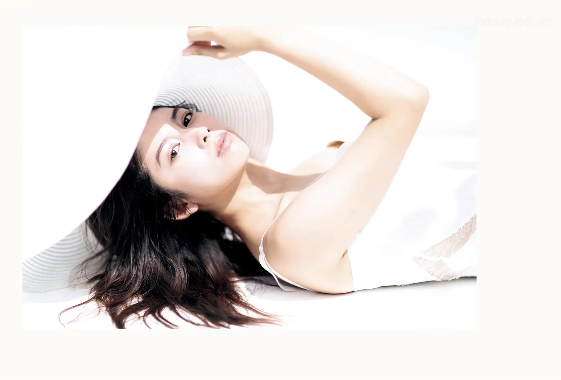 Moe Yuki(結城モエ) - デジタル写真集『Premiere moe yuki』(66P_164.7M) Moe Yuki(結城モエ) - デジタル写真集『Premiere moe yuki』(66P_164.7M)_nb01.xyz_0...