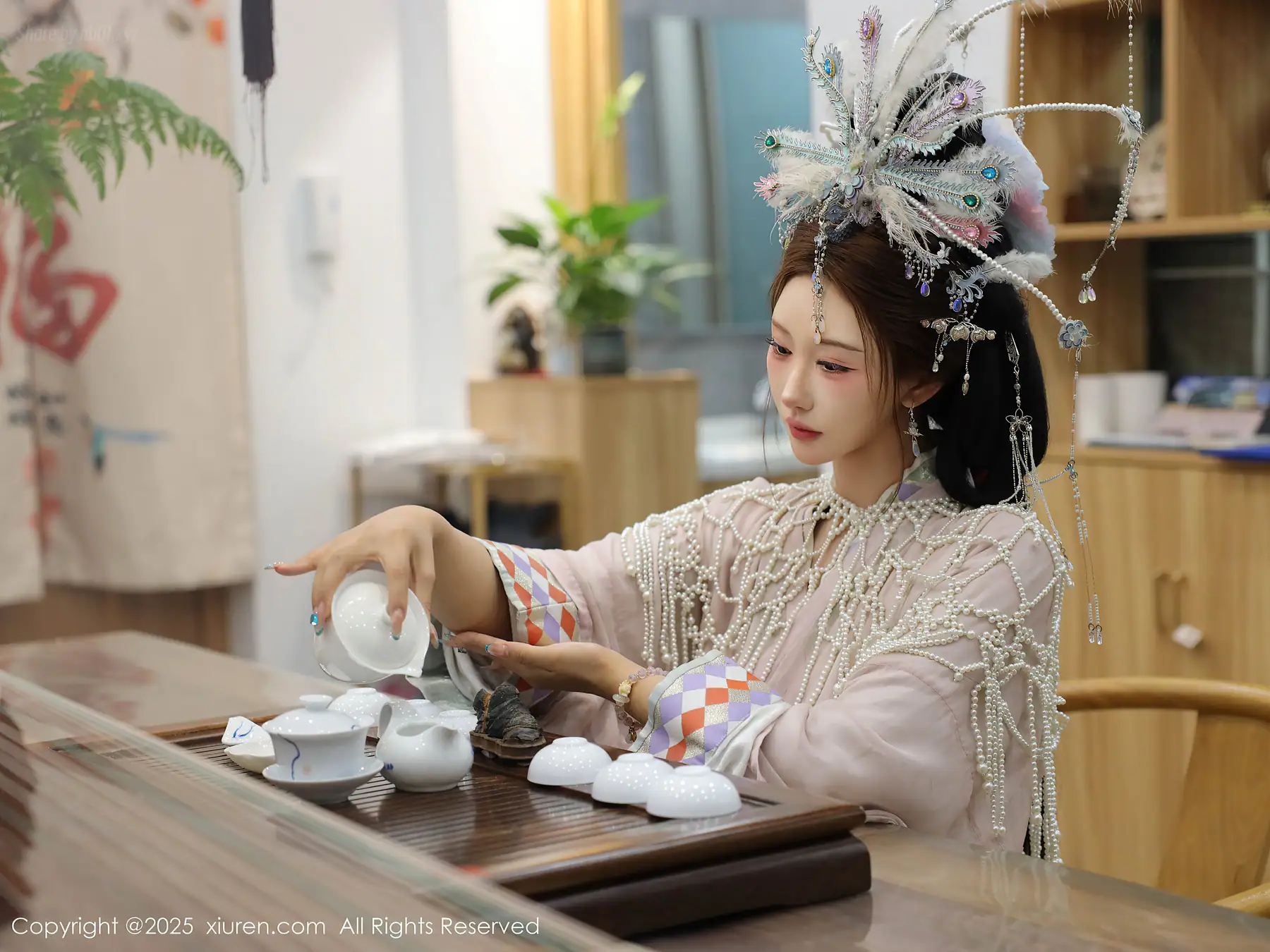 XIUREN No.10736 梨霜儿(81P_136.8M) XIUREN No.10736 梨霜儿(81P_136.8M)_nb01.xyz_0033 图片4