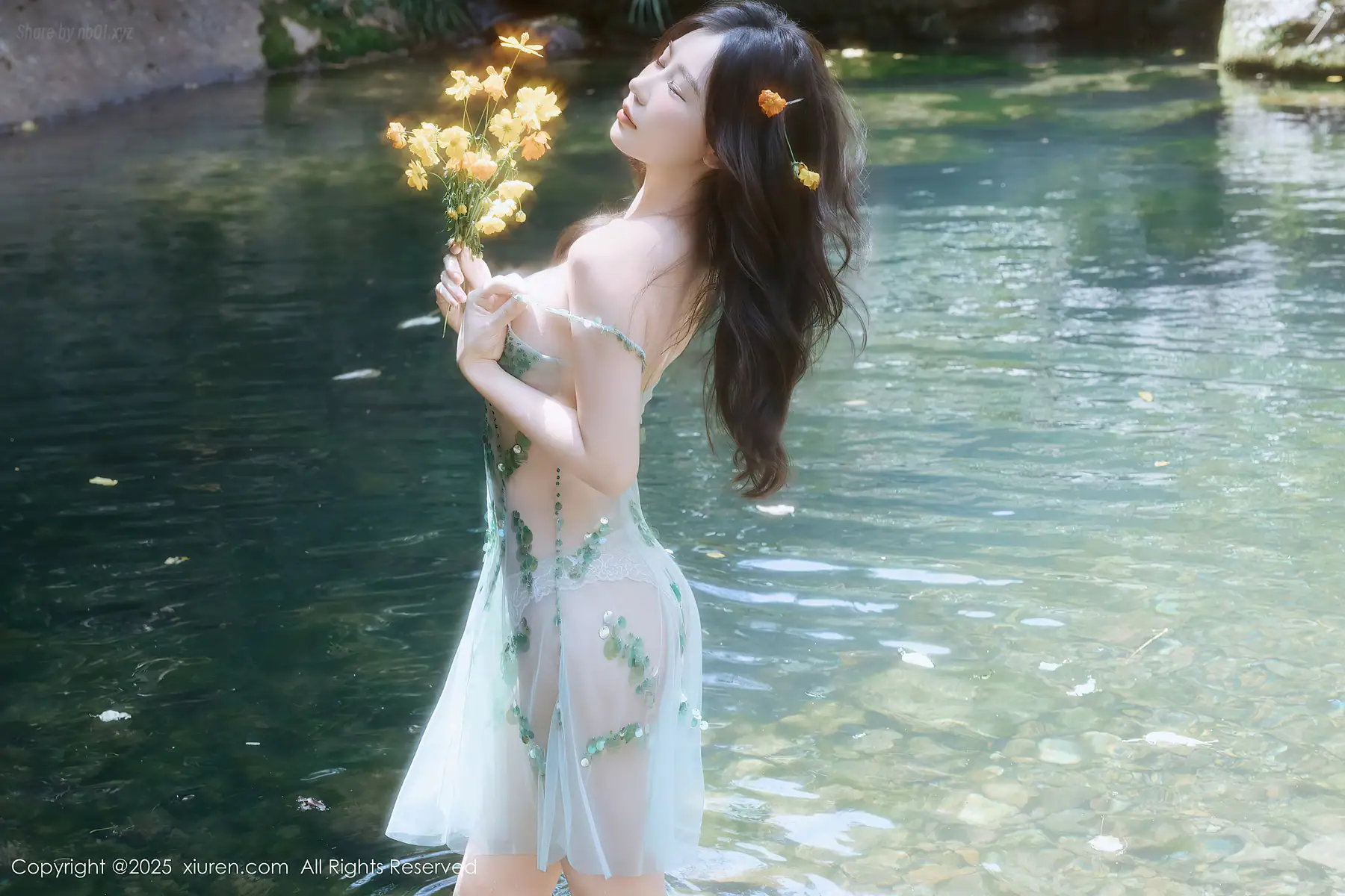 XIUREN No.10756 Yin Tian Tian(尹甜甜sunny)(61P_118.7M) XIUREN No.10756 Yin Tian Tian(尹甜甜sunny)(61P_118.7M)_nb01.xyz_0014 图片5