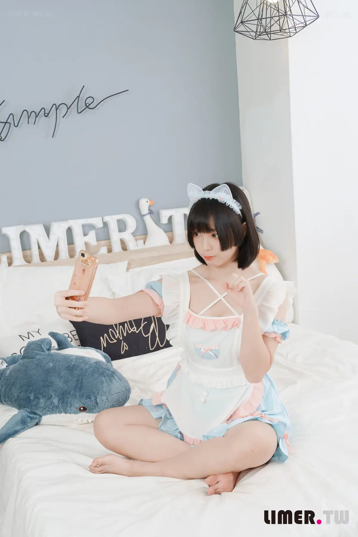 [Limerence原创]No.055 之之 女仆装扮柔嫩欧派与裸足 请主人享用(170P+1V_4.1G) [Limerence原创]No.055 之之 女仆装扮柔嫩欧派与裸足 请主人享用(170P+1V_4.1G)_nb01.xyz_0001