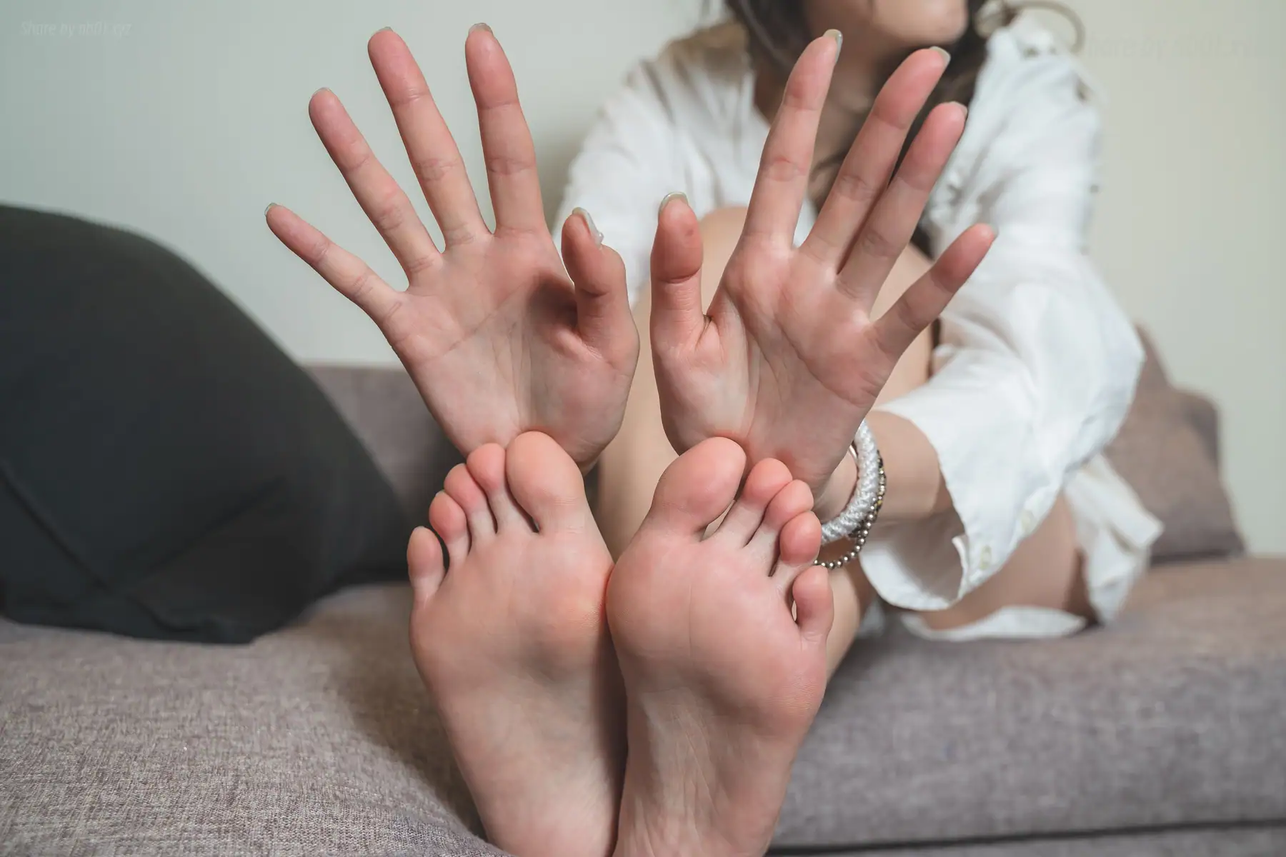 [Limerence原创]No.060 性感白衬衫yoko 还不快躺下让我踩踩(124P+1V_929.9M) [Limerence原创]No.060 性感白衬衫yoko 还不快躺下让我踩踩(124P+1V_929.9M)_nb01.xyz_0...