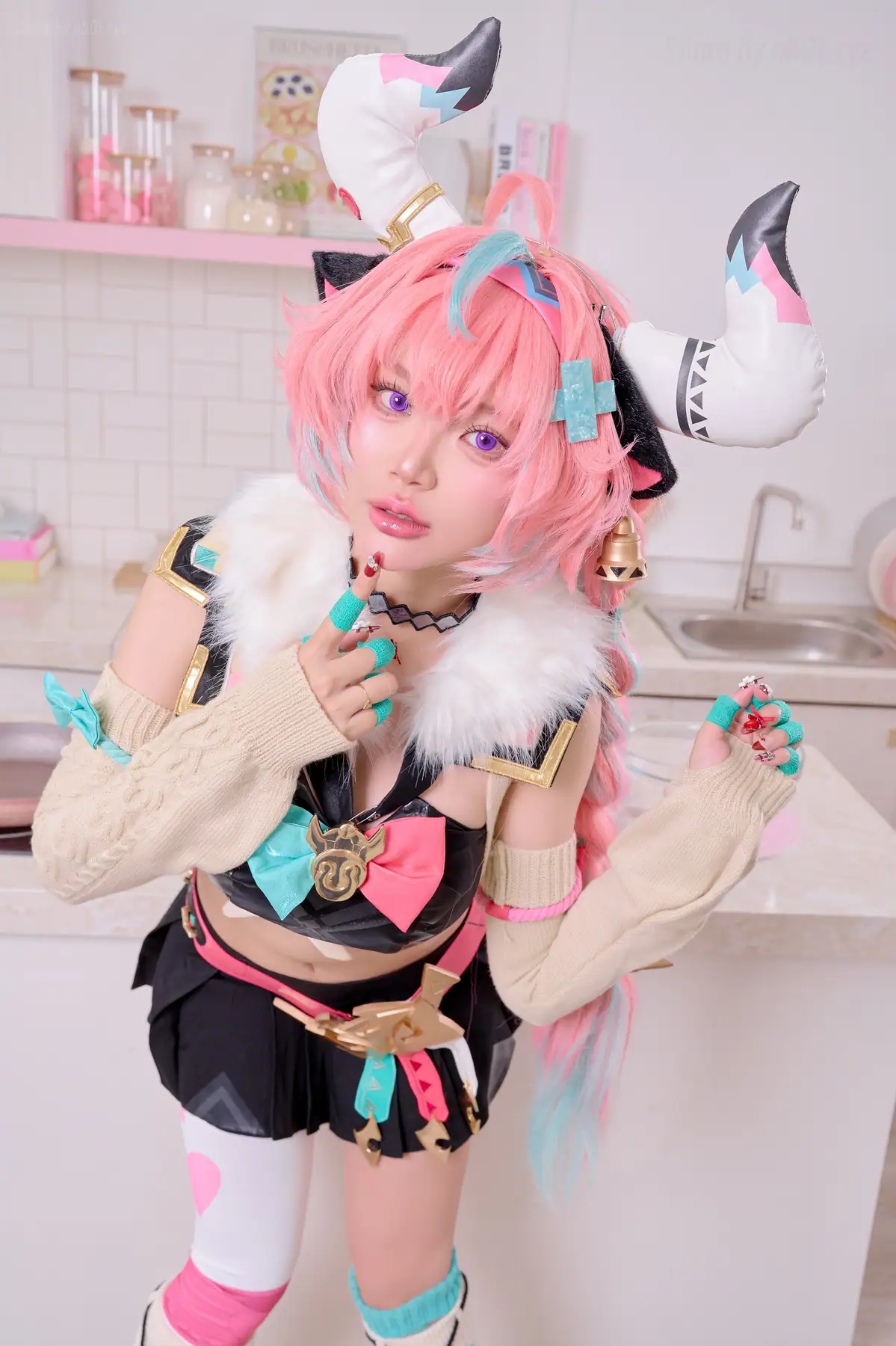 ZinieQ - Varesa(52P_67.1M) ZinieQ - Varesa(52P_67.1M)_nb01.xyz_0001