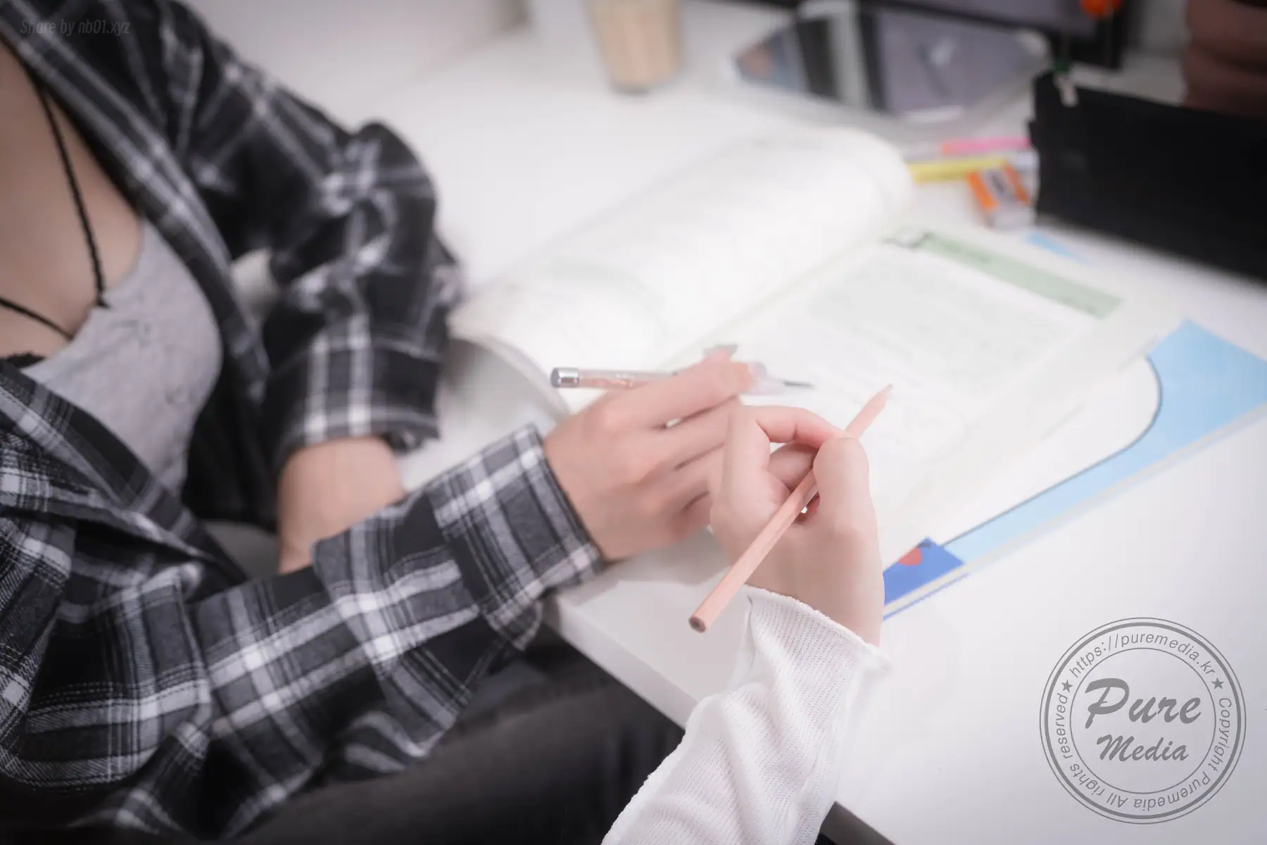 Pure Media Vol.307 - Yeha(예하) & Yuna(215P_343.6M) Pure Media Vol.307 - Yeha(예하) & Yuna(215P_343.6M)_nb01.xyz_0022 图片2