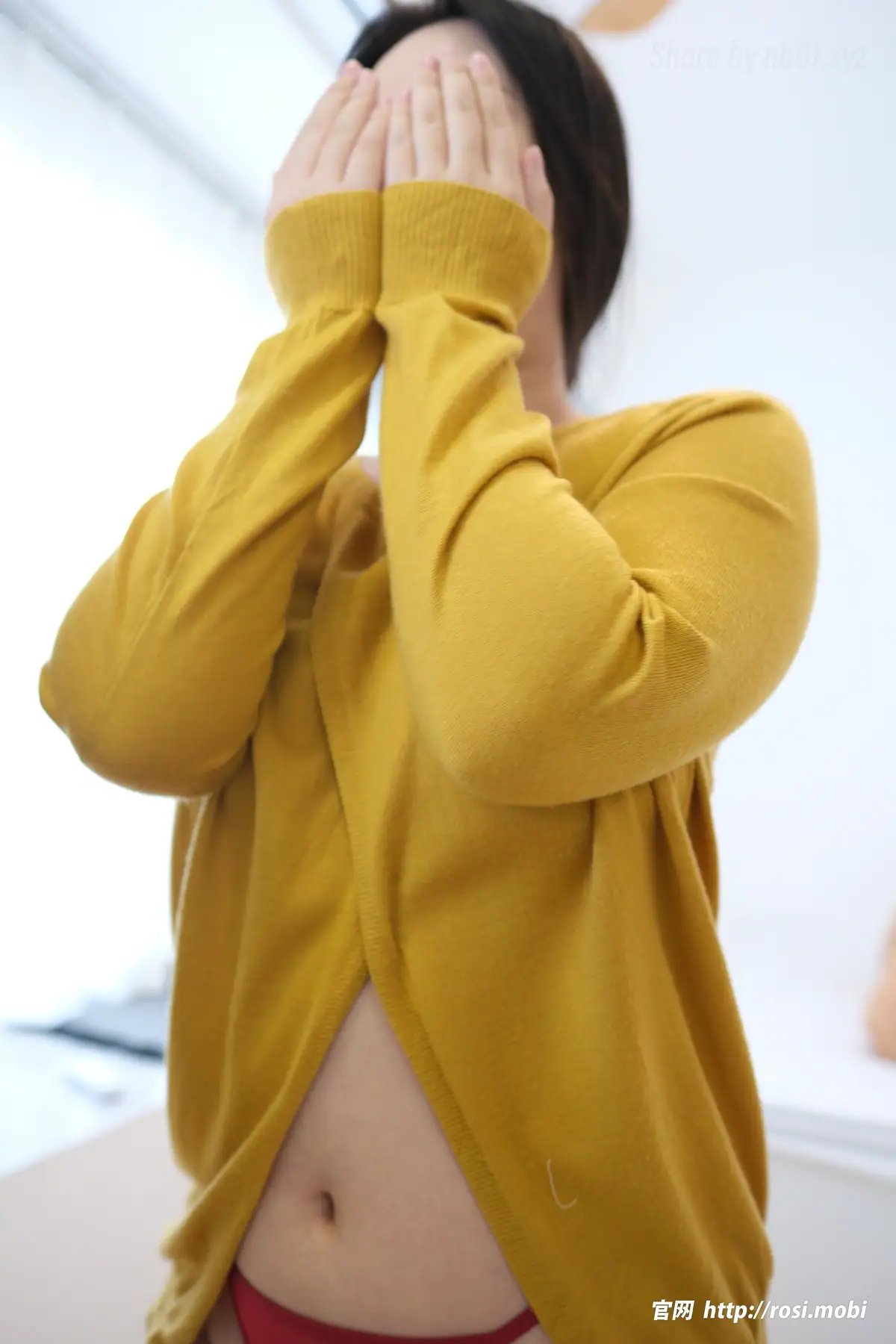 [ROSI写真]2025.07.27 No.4983(42P_24.0M) [ROSI写真]2025.07.27 No.4983(42P_24.0M)_nb01.xyz_0004 图片3