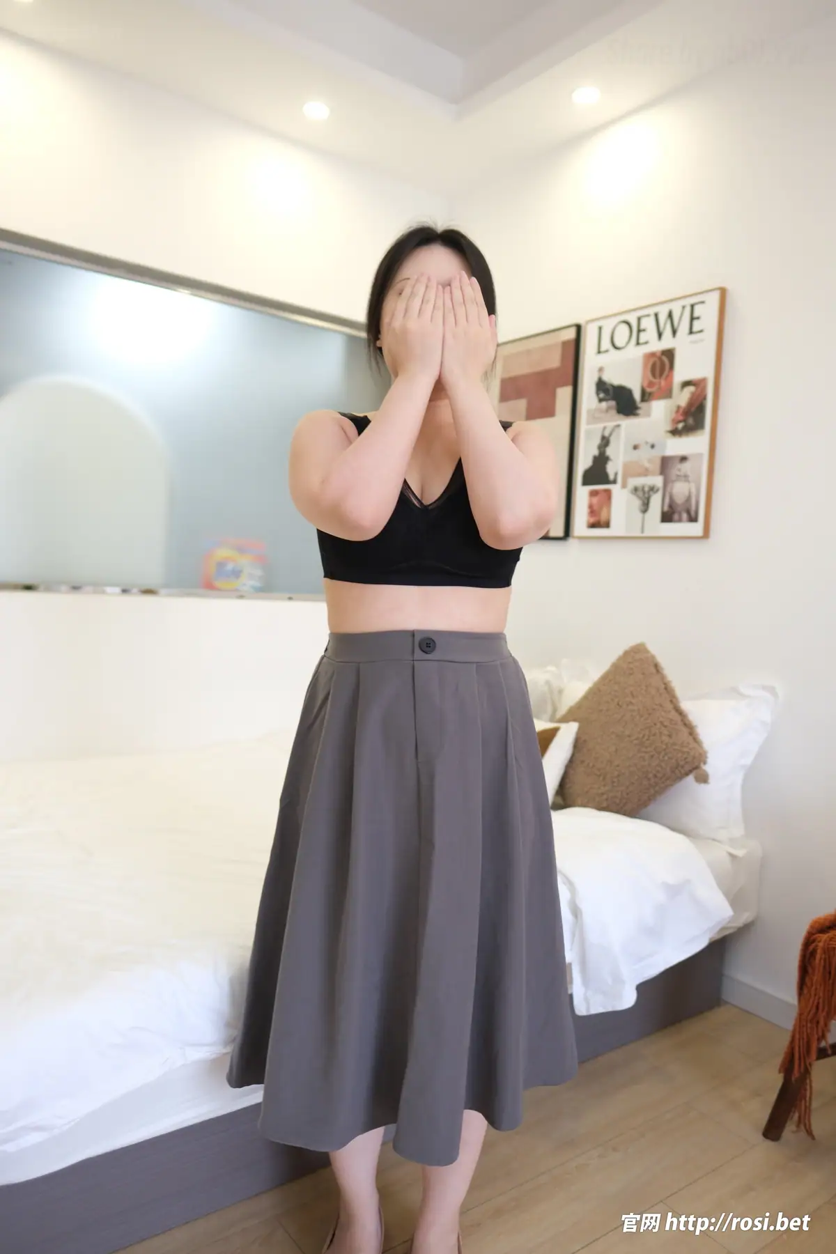 [ROSI写真]2025.08.04 No.4991(50P_27.0M) [ROSI写真]2025.08.04 No.4991(50P_27.0M)_nb01.xyz_0001