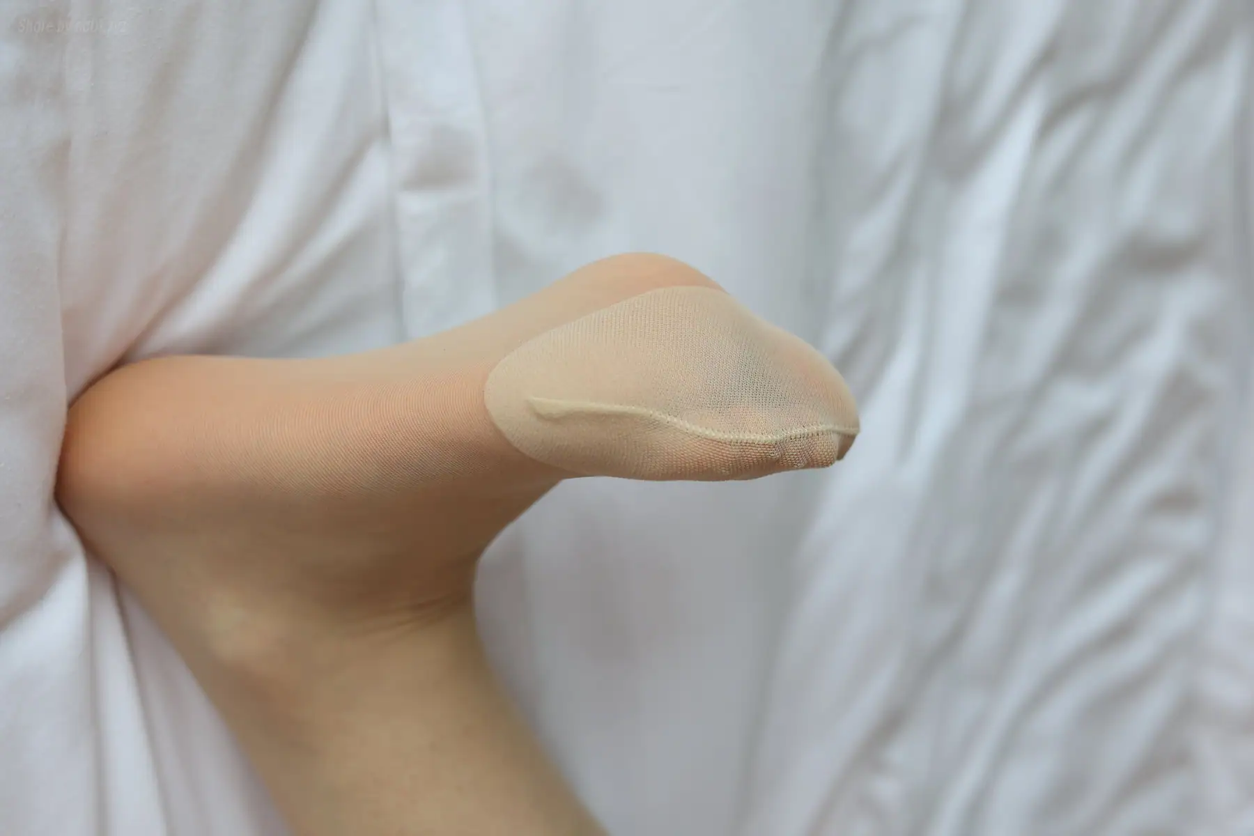 [三禾摄影]No.016 小白鞋 白袜 肉丝(206P_305.5M) [三禾摄影]No.016 小白鞋 白袜 肉丝(206P_305.5M)_nb01.xyz_0164 图片6