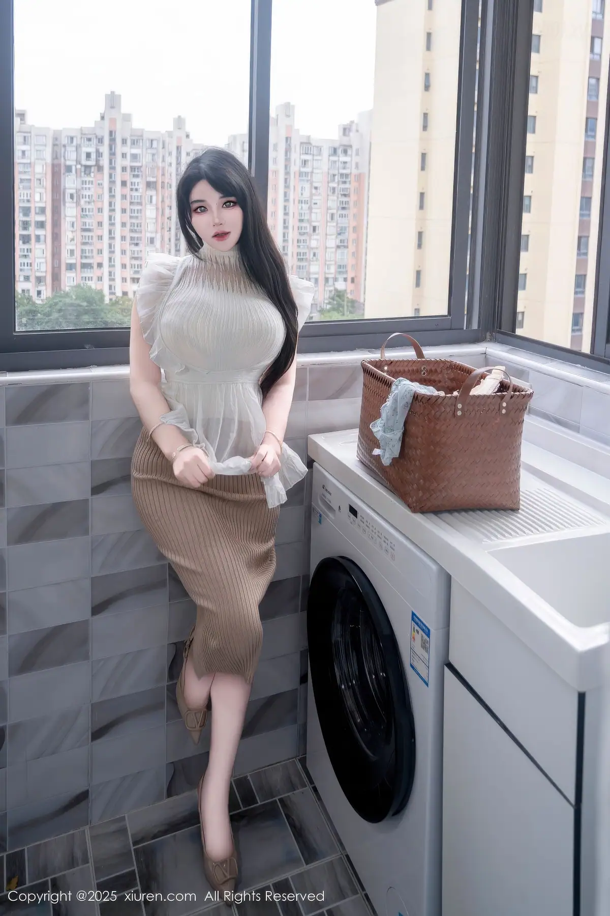 XIUREN No.11010 汐汐爱吃草莓(84P_167.3M) XIUREN No.11010 汐汐爱吃草莓(84P_167.3M)_nb01.xyz_0001