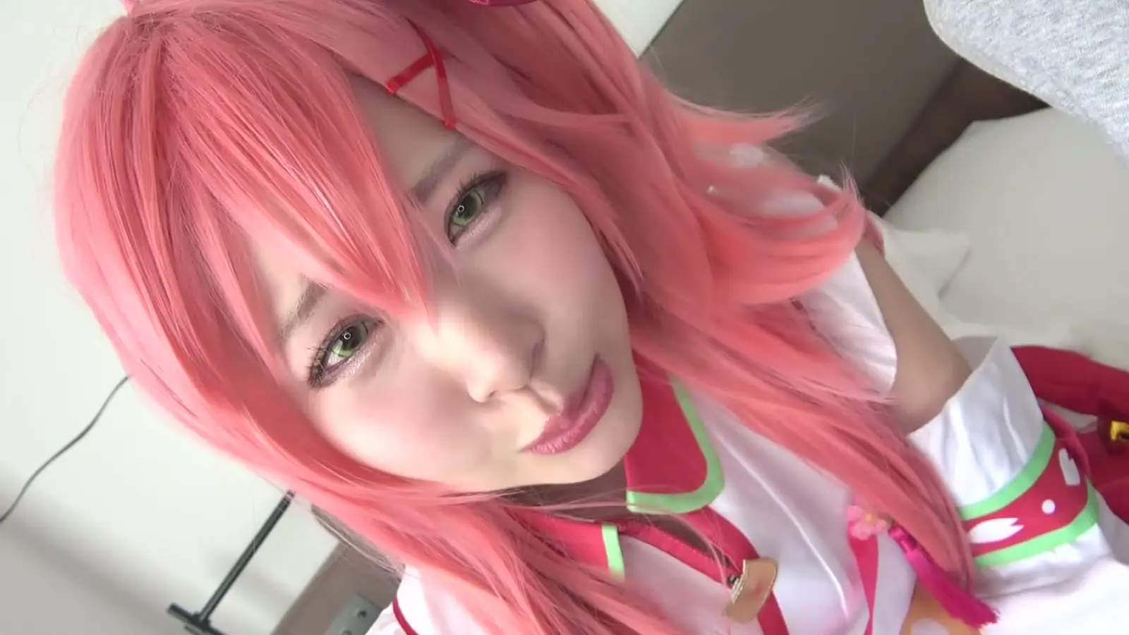 ブエナビスタ - BUENA304_体感200回以上イキまくる異常感度綺麗な乳首を指でピンピン弾くだけで乳首イキオホりながらヨリ目でベロ出しイキ絶頂ベロ射されニコニコしながら精子ゴックン女子大生レイヤー恋獄(れんごく)りりゅあ20歳_91699...