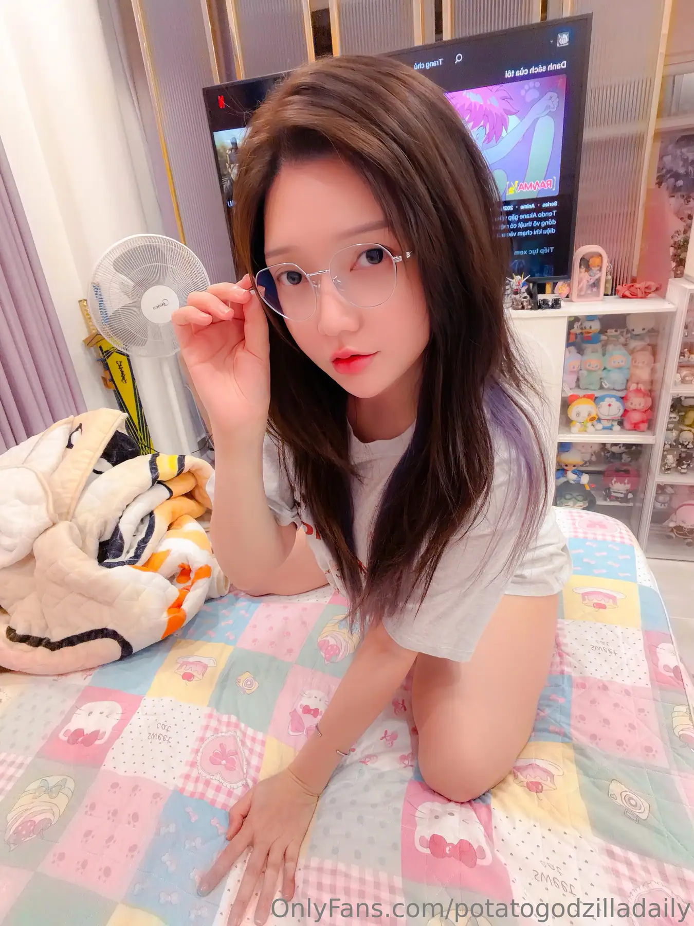 Potato Godzilla Daily - 2025-12月合集(32P_44.4M) Potato Godzilla Daily - 2025-12月合集(32P_44.4M)_nb01.xyz_0017 图片5