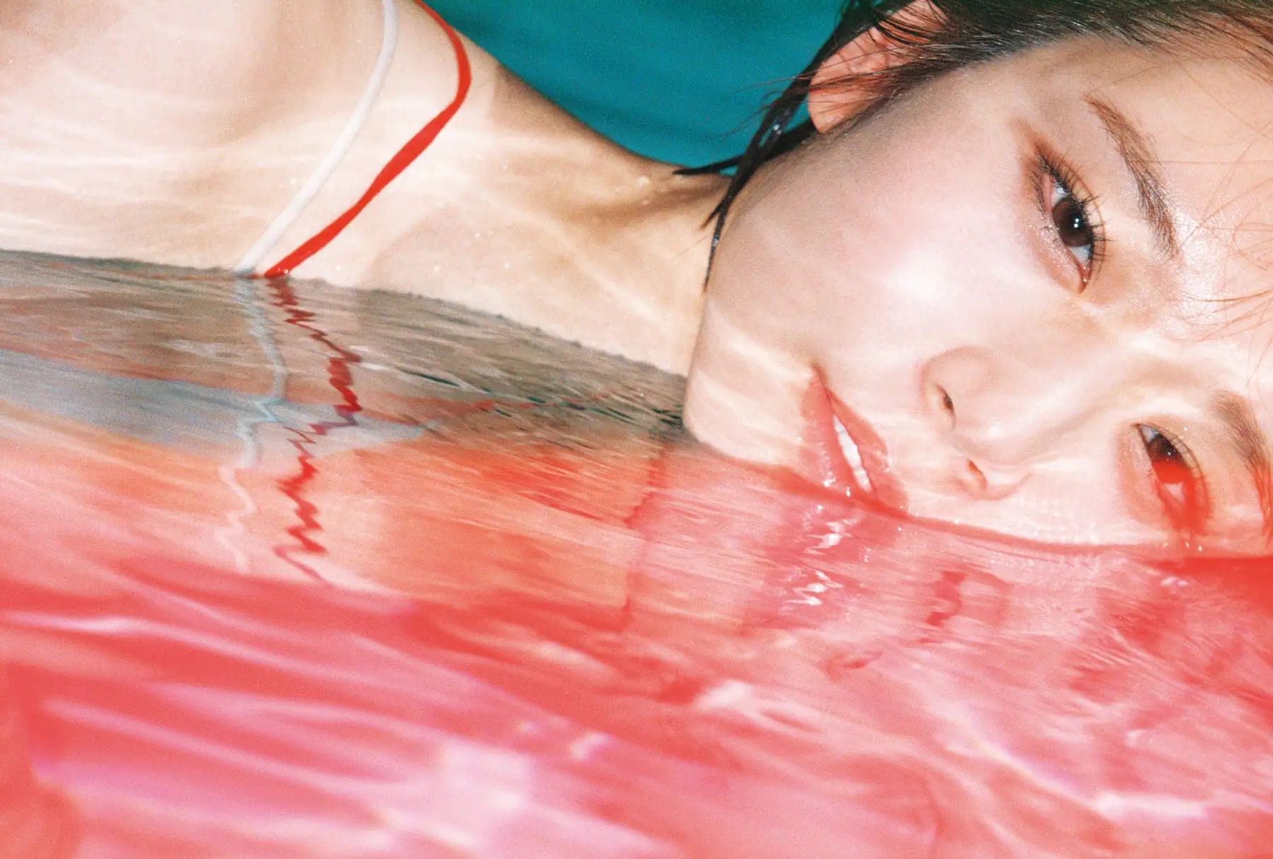 Saika Kawakita(河北彩伽) - 写真集 soft noise【電子版だけの特典30ページ付き】(162P_78.0M) Saika Kawakita(河北彩伽) - 写真集 soft noise【電子版だけの特典30ページ付き】(...