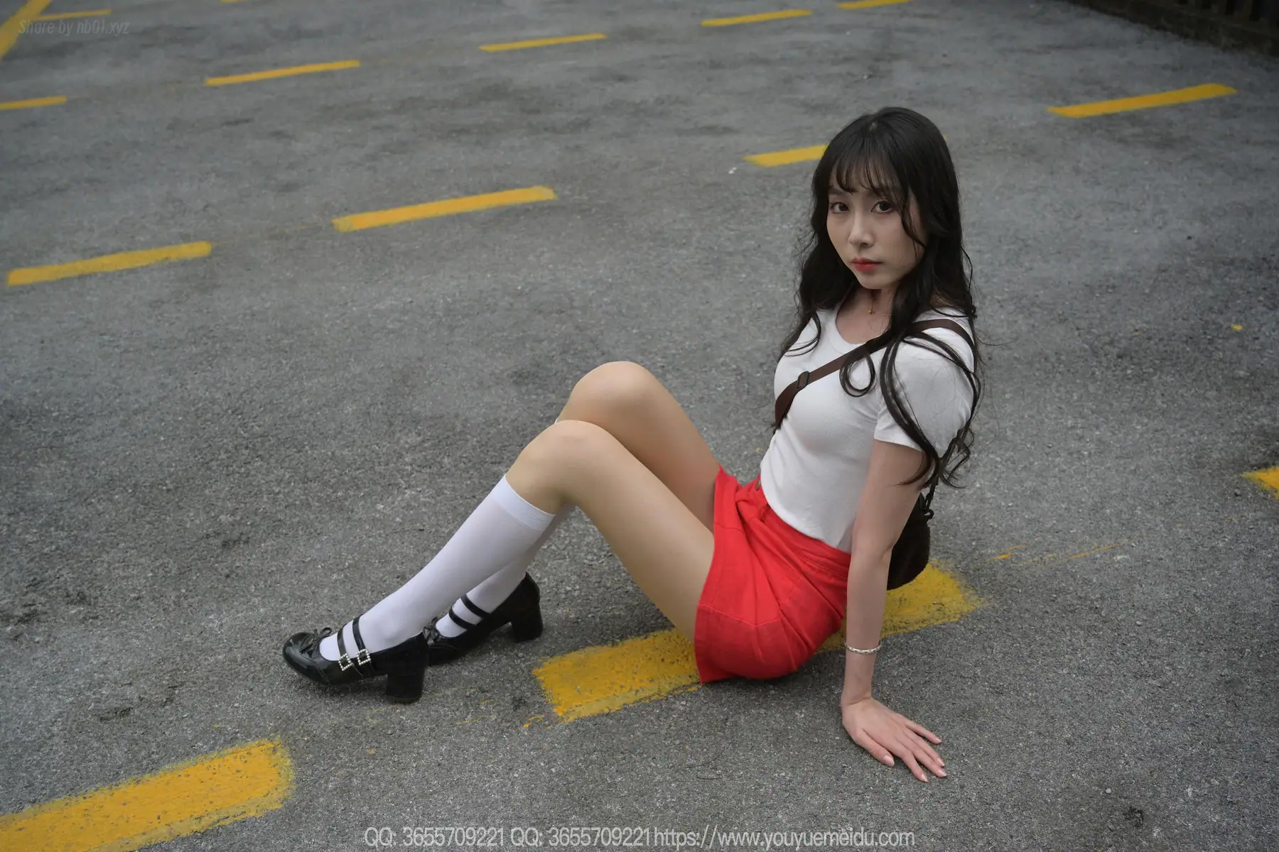 [IESS异思趣向]Pack-20260124-E 团团 红裙子（上）(87P_181.6M) [IESS异思趣向]Pack-20260124-E 团团 红裙子（上）(87P_181.6M)_nb01.xyz_0004 图片2