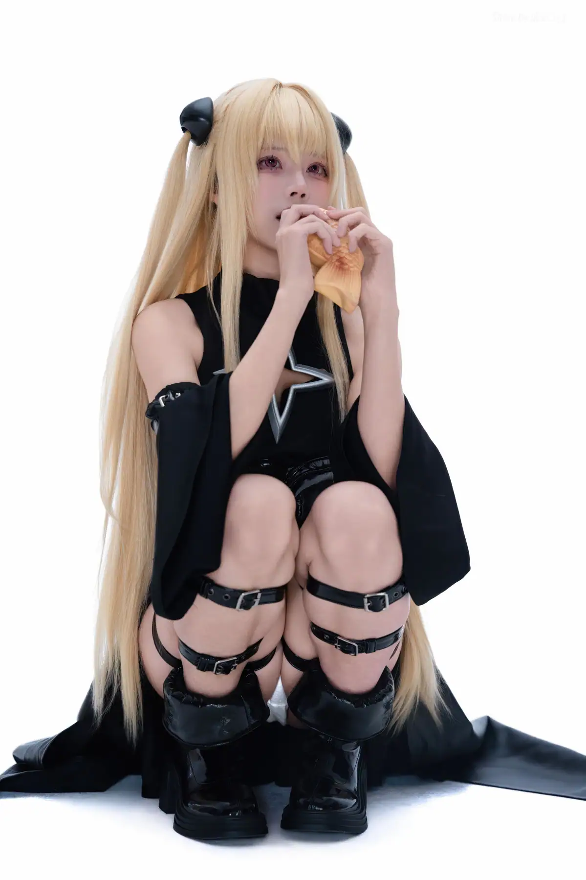 清水凪 - 出包王女 金色暗影(38P_111.5M) 清水凪 - 出包王女 金色暗影(38P_111.5M)_nb01.xyz_0016 图片5