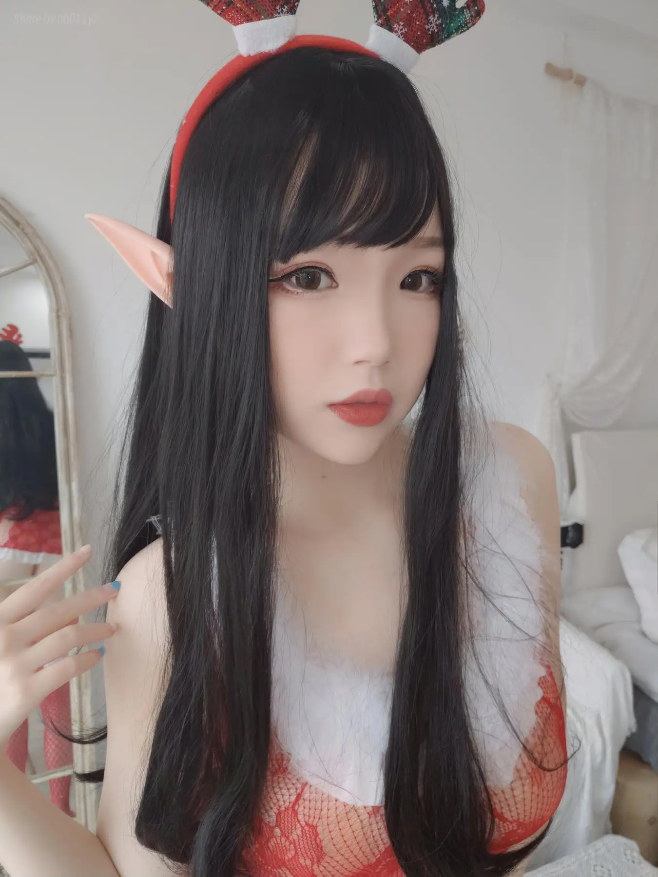 雪晴Astra - 圣诞节自拍(140P_100.2M) 雪晴Astra - 圣诞节自拍(140P_100.2M)_nb01.xyz_0001