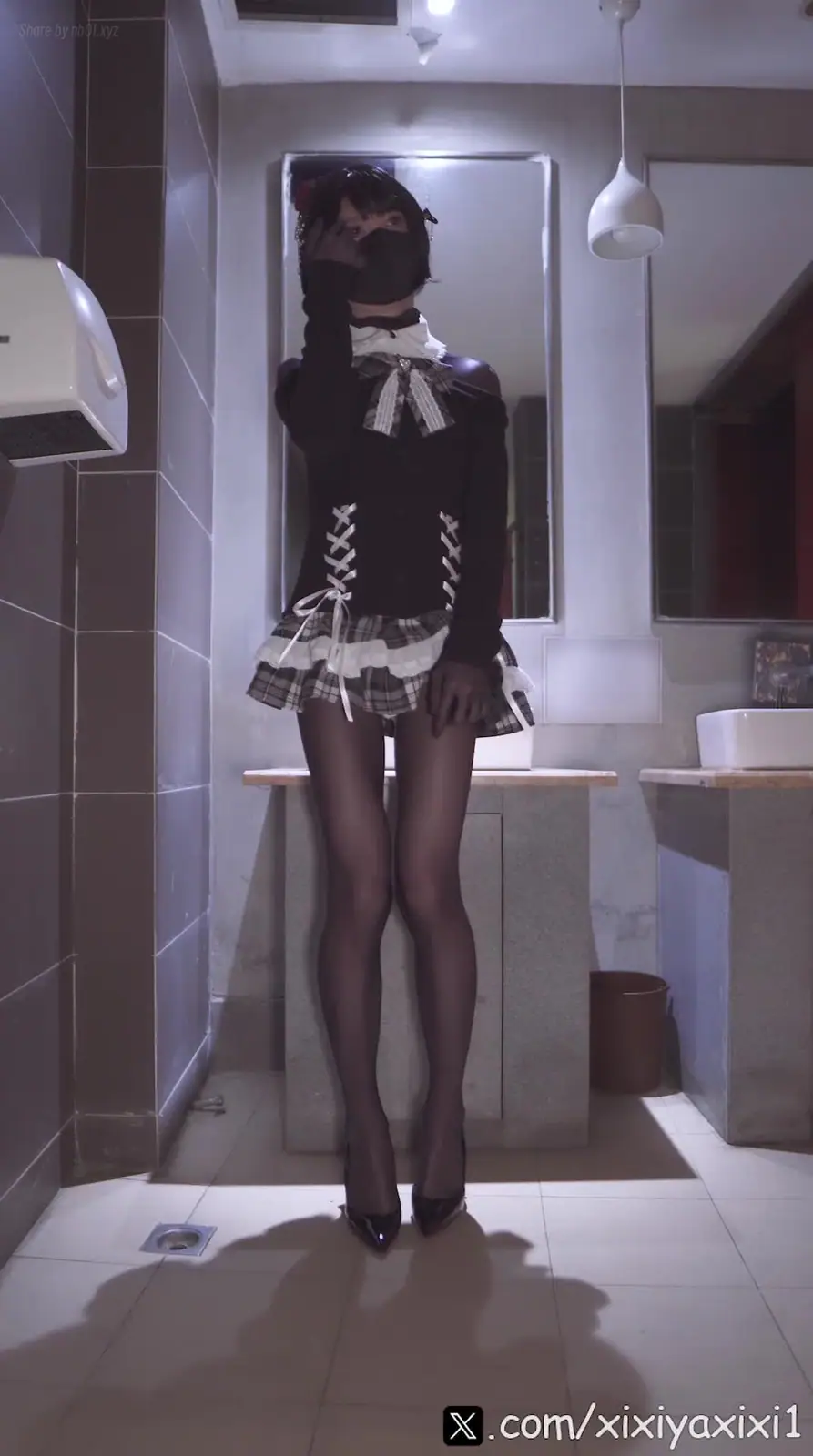 曦曦呀曦曦(@xixiyaxixi) - T042 甜辣哥特风系黑色露肩显瘦上衣+格纹蛋糕裙 公共厕所_Off-the-shoulder knitwear public restroom(7P+1V_244.8M) 曦曦呀曦曦(@xixiyax...