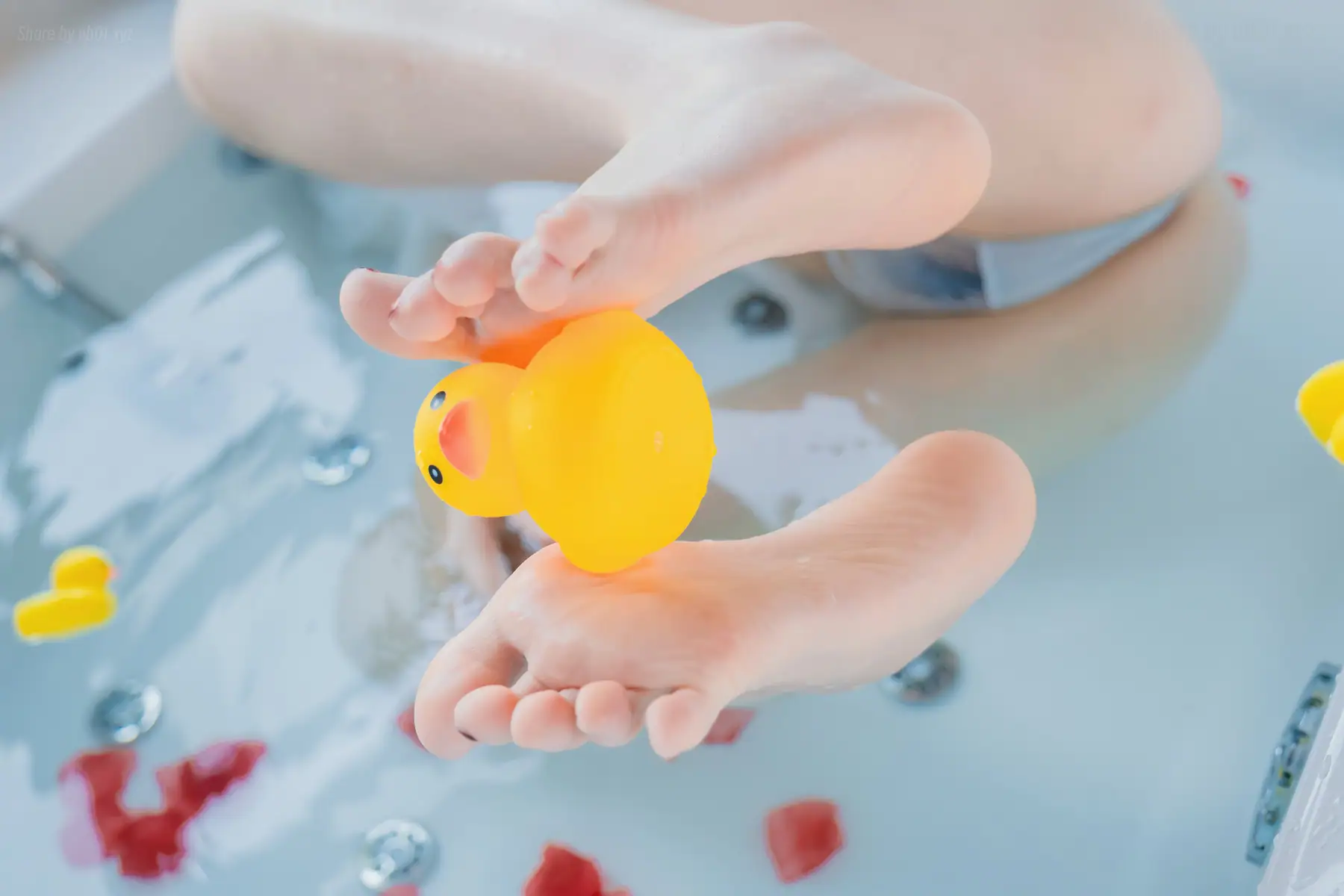 年年Nnian - 浴女(81P_128.5M) 年年Nnian - 浴女(81P_128.5M)_nb01.xyz_0070 图片4