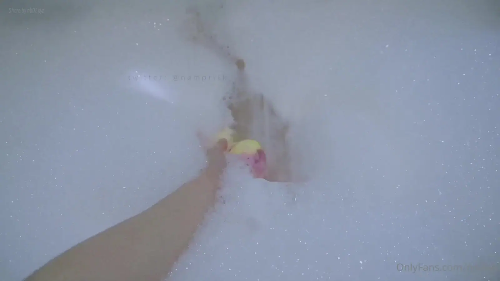 น้ำพริก(@npxvip) - 2022-05-03_I’m totally soaked Do you want to join me(7P+1V_467.2M) น้ำพริก(@npxvip) - 2022-05-03_I’m to...