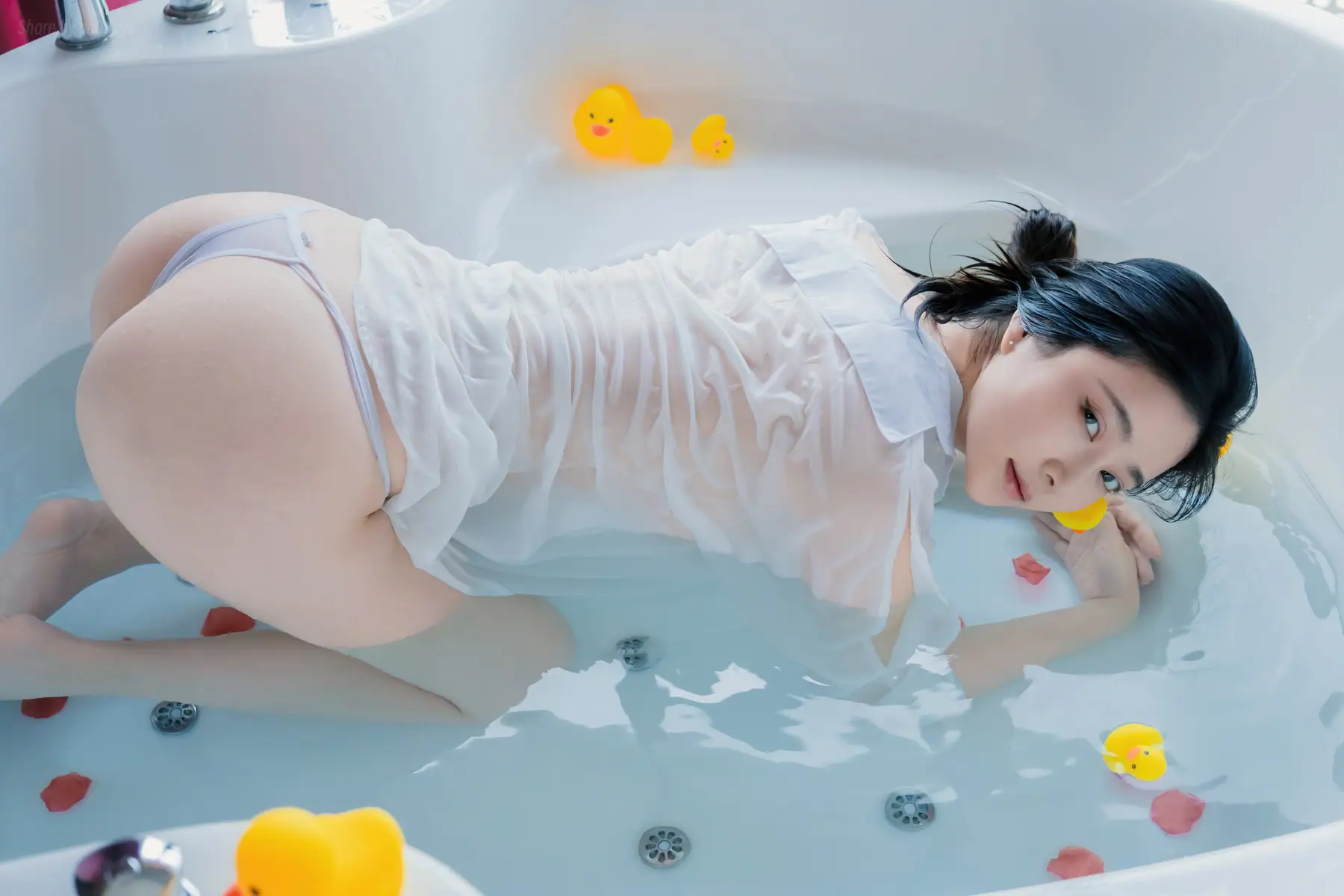年年Nnian - 浴女(81P_128.5M) 年年Nnian - 浴女(81P_128.5M)_nb01.xyz_0074 图片5
