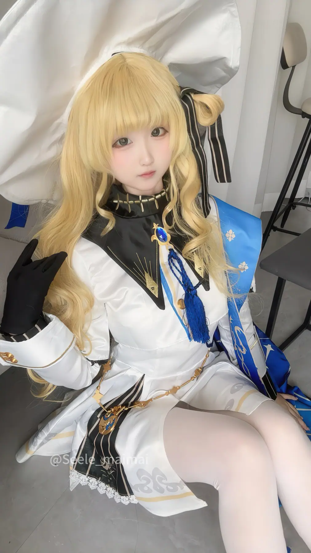 Seele麦麦 - 鸣潮 菲比&卡提希娅·蓝色花海物语(96P_166.1M) Seele麦麦 - 鸣潮 菲比&卡提希娅·蓝色花海物语(96P_166.1M)_nb01.xyz_0096 图片8