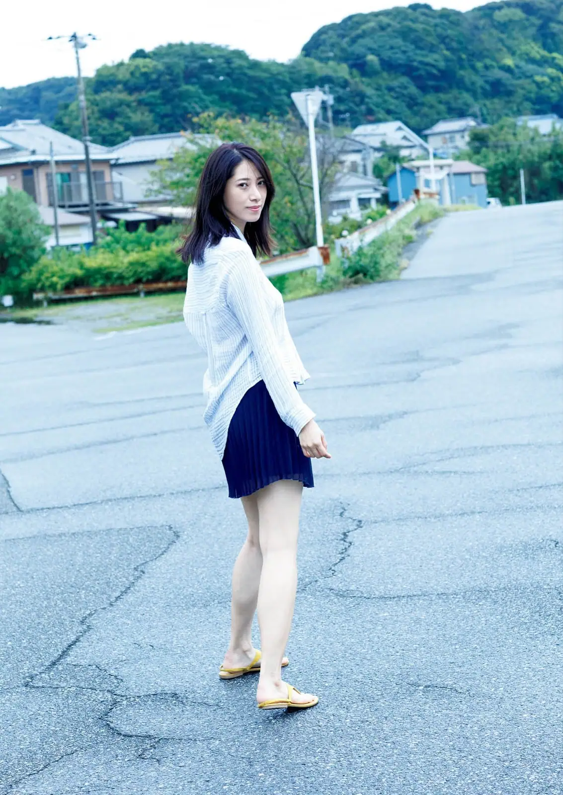 Someya Yuka(染谷有香) - ヌード写真集「赤いアルバム 2015-2025」(166P_34.2M) Someya Yuka(染谷有香) - ヌード写真集「赤いアルバム 2015-2025」(166P_34.2M)_nb01.xyz...