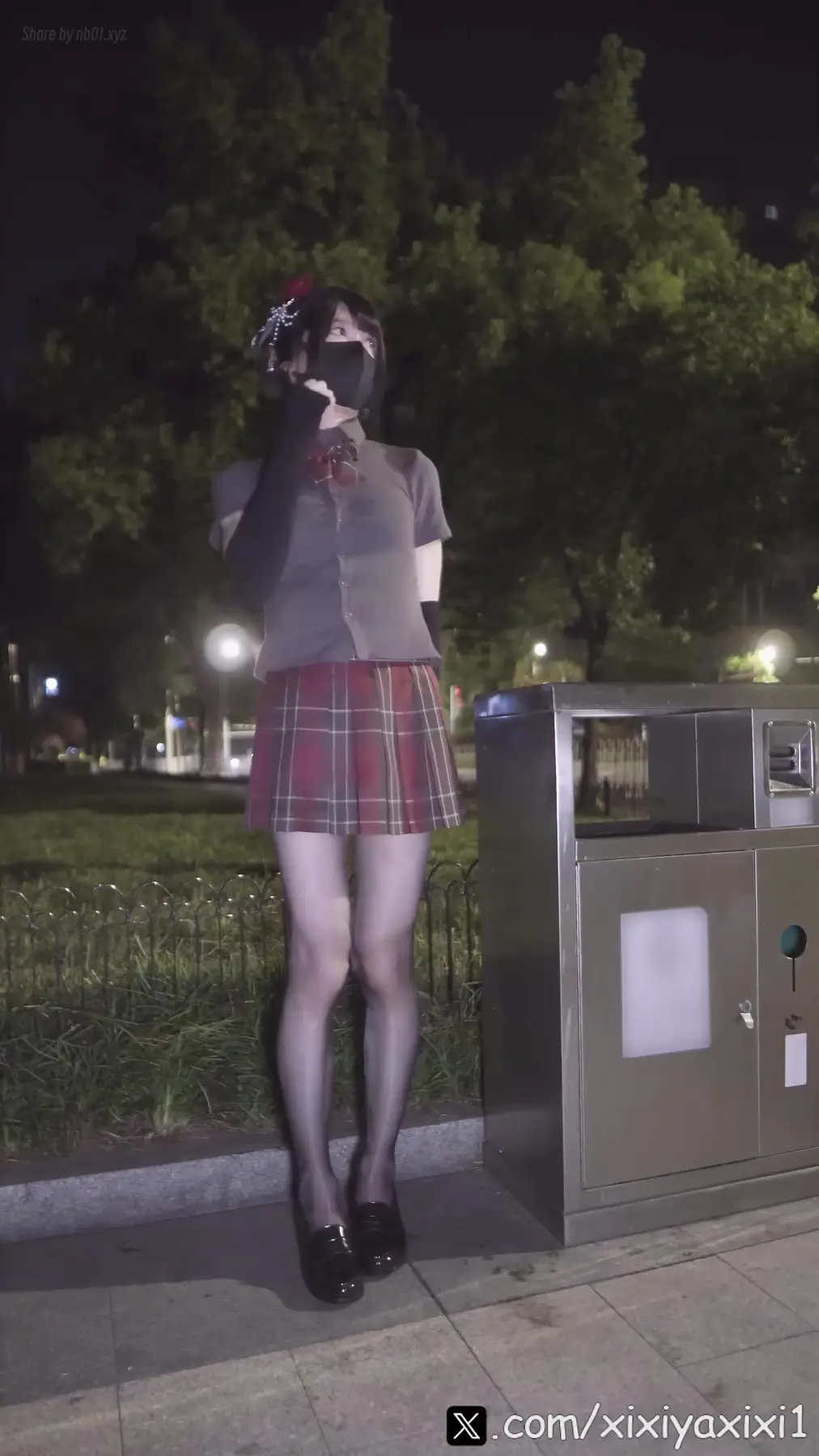 曦曦呀曦曦(@xixiyaxixi) - T033 [4K] 短衬衫JK裙人行道 short-sleeved shirt JK skirt sidewalk(8P+1V_972.3M) 曦曦呀曦曦(@xixiyaxixi) - T033 [4K...